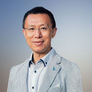 Dr. Sam Qin - Cosmetic Consultant Specialist
